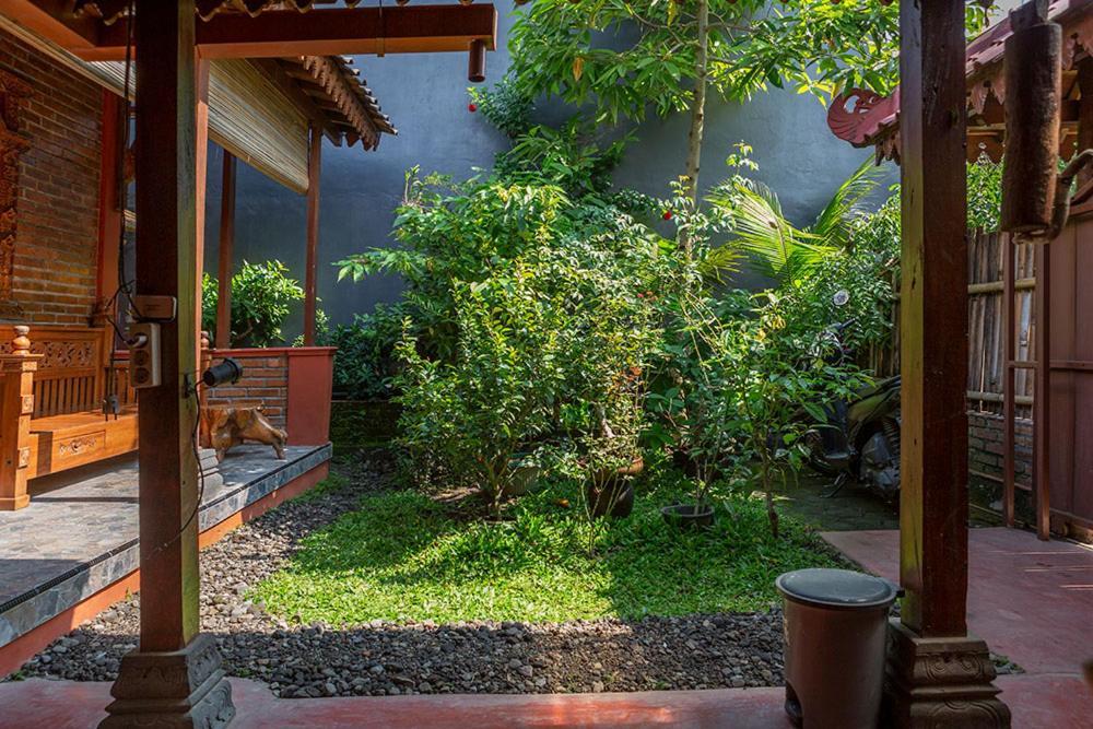 Rumah Ukhi Guest House Cebongan Zewnętrze zdjęcie