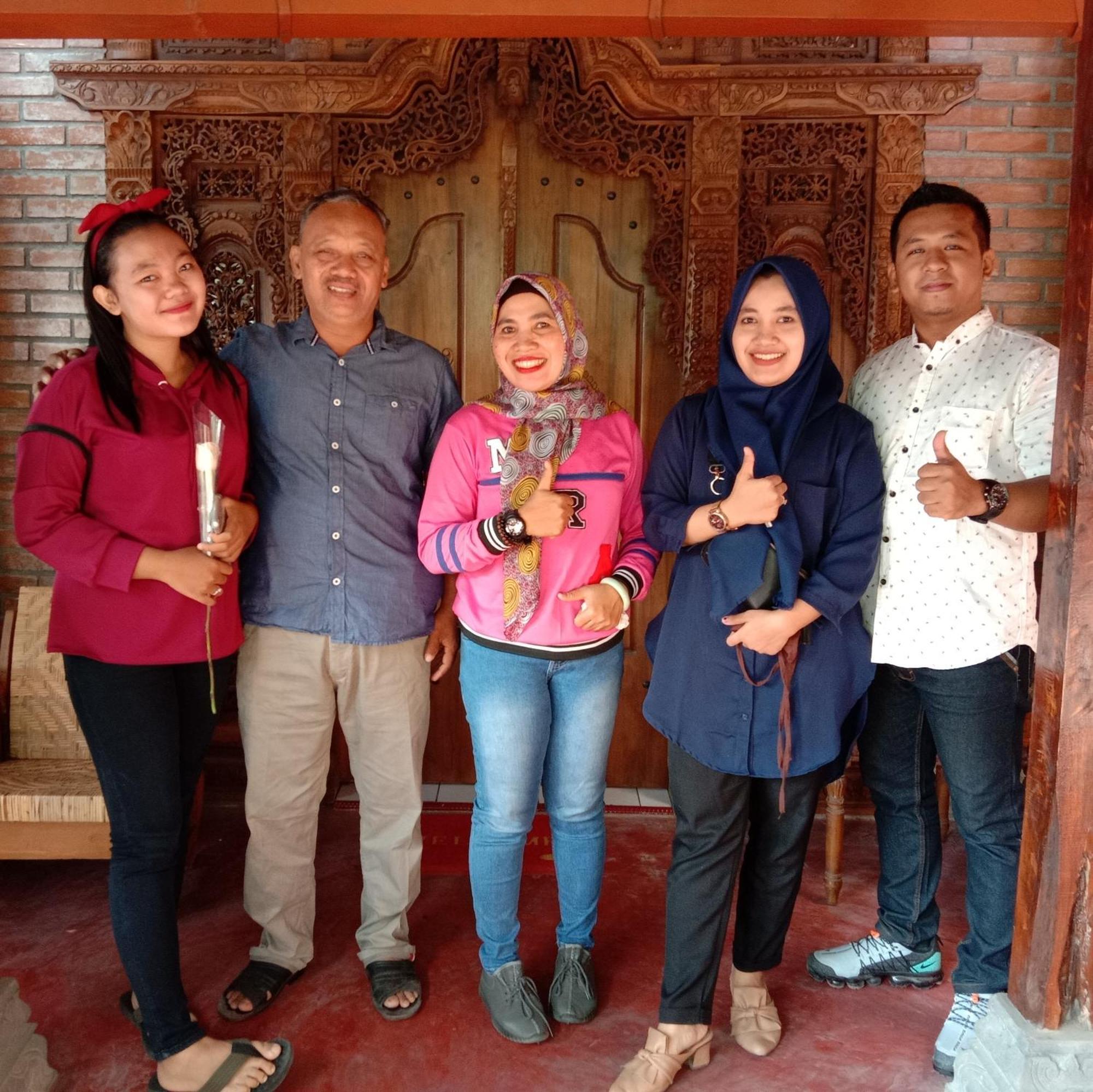 Rumah Ukhi Guest House Cebongan Zewnętrze zdjęcie