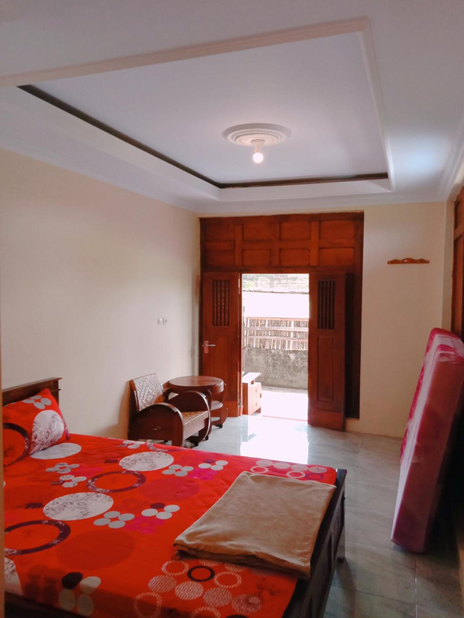 Rumah Ukhi Guest House Cebongan Zewnętrze zdjęcie