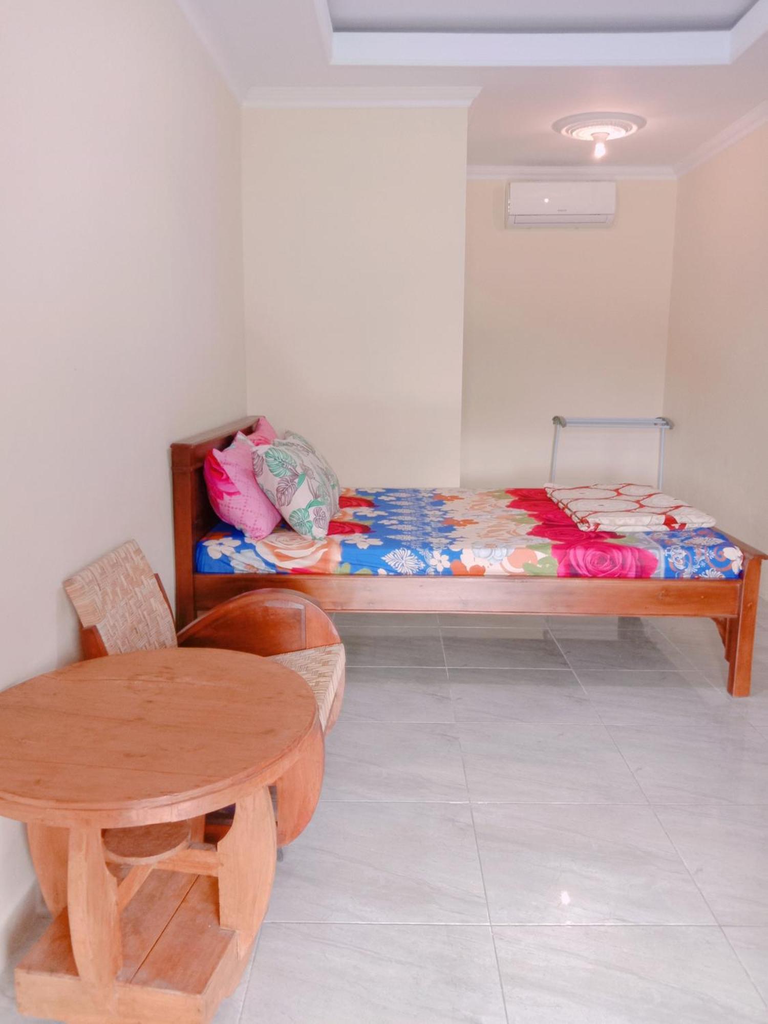 Rumah Ukhi Guest House Cebongan Zewnętrze zdjęcie