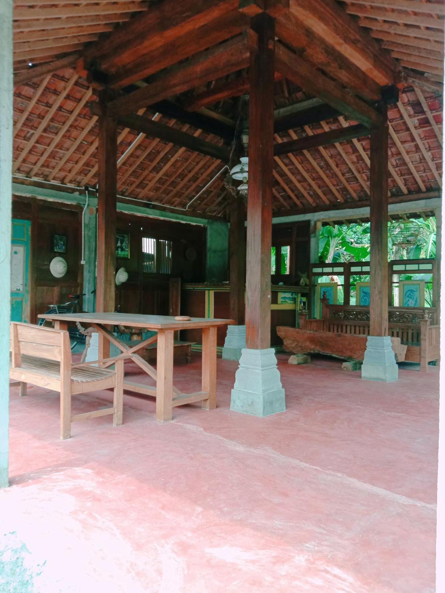 Rumah Ukhi Guest House Cebongan Zewnętrze zdjęcie
