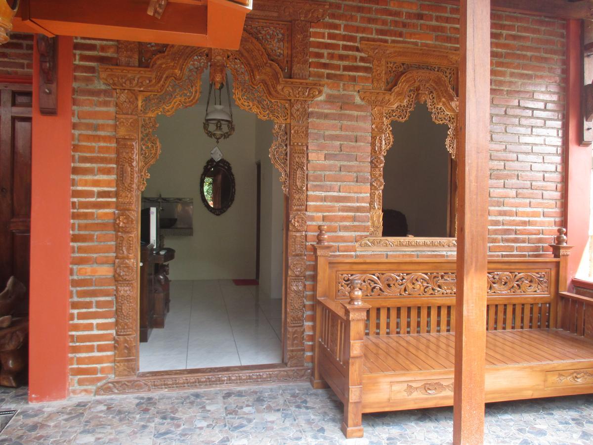 Rumah Ukhi Guest House Cebongan Zewnętrze zdjęcie