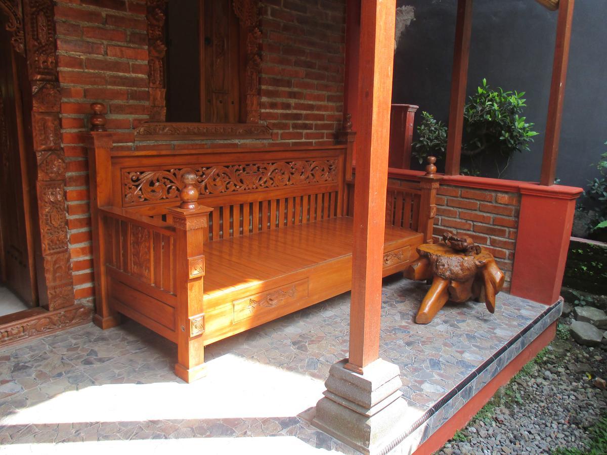 Rumah Ukhi Guest House Cebongan Zewnętrze zdjęcie