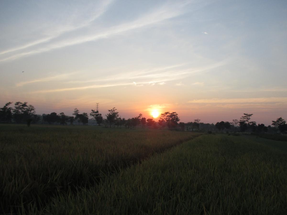 Rumah Ukhi Guest House Cebongan Zewnętrze zdjęcie
